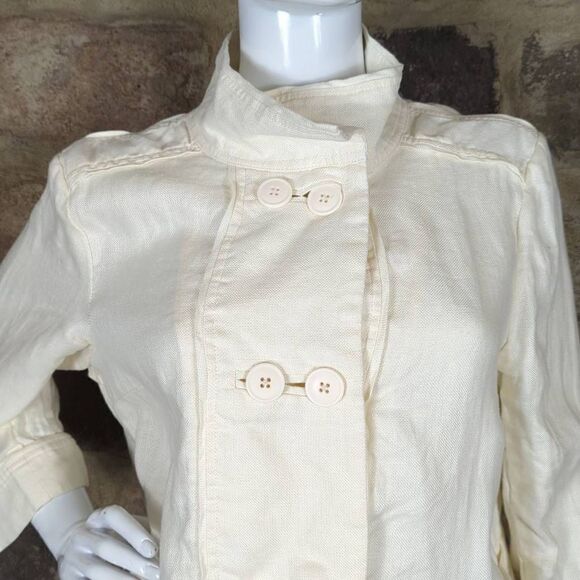 COLDWATER Creek Woman size PM 100% Linen Cream 3/4 sleeve jacket Double Button - Picture 2 of 10